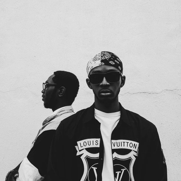 Discover the world of Louis Vuitton shirts: Elegance and Style